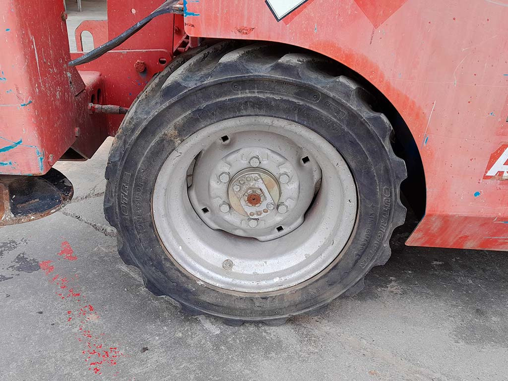 Ollós emelő GENIE GS2668RT: 9 kép. Ollós emelő GENIE GS2668RT: 9 kép.