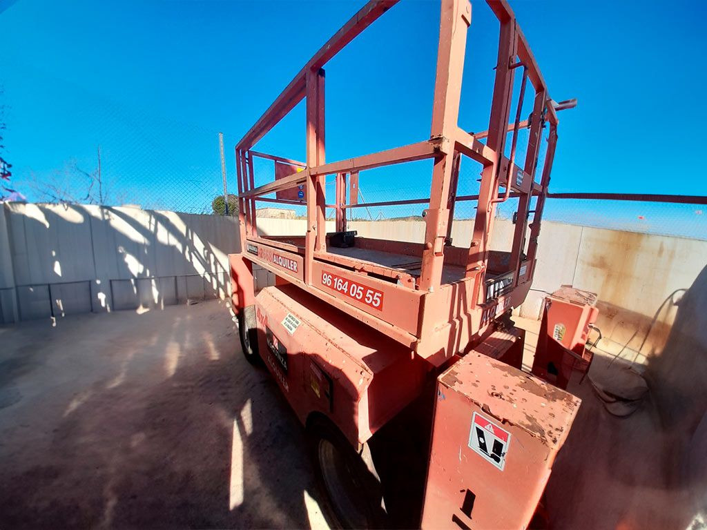 GENIE GS2668RT - Ollós emelő: 5 kép. GENIE GS2668RT - Ollós emelő: 5 kép.