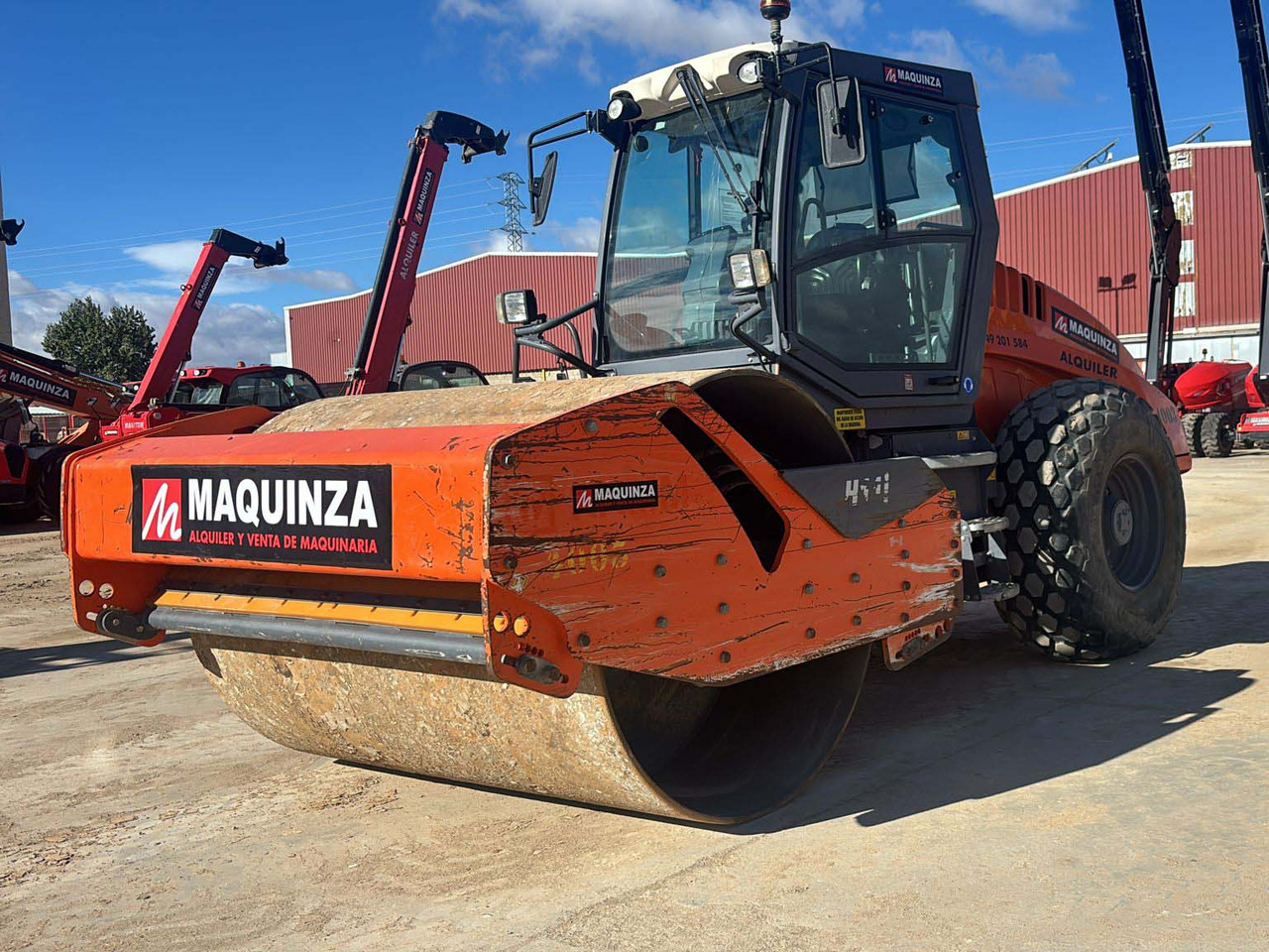 HAMM H11i - Talajtömörítő: 3 kép. HAMM H11i - Talajtömörítő: 3 kép.