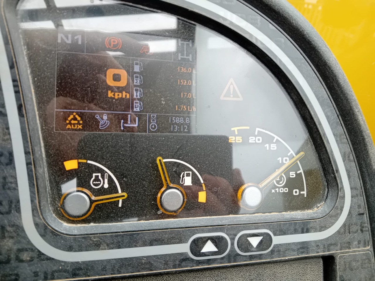Teleszkópos rakodó JCB 540.180: 13 kép.