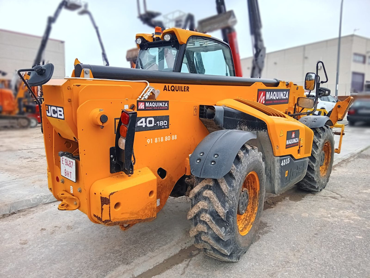 Teleszkópos rakodó JCB 540.180: 7 kép.