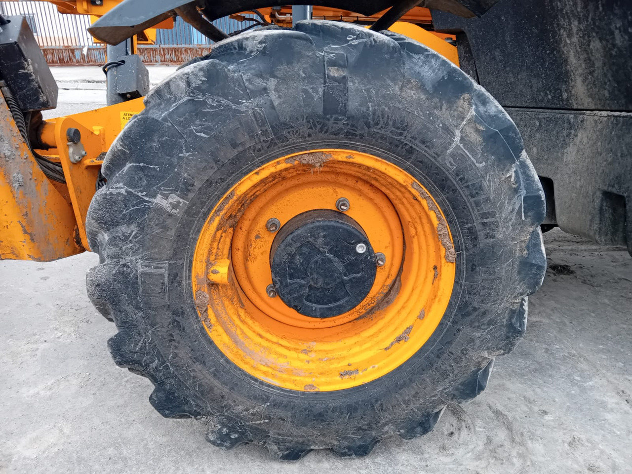 Teleszkópos rakodó JCB 540.180: 14 kép.
