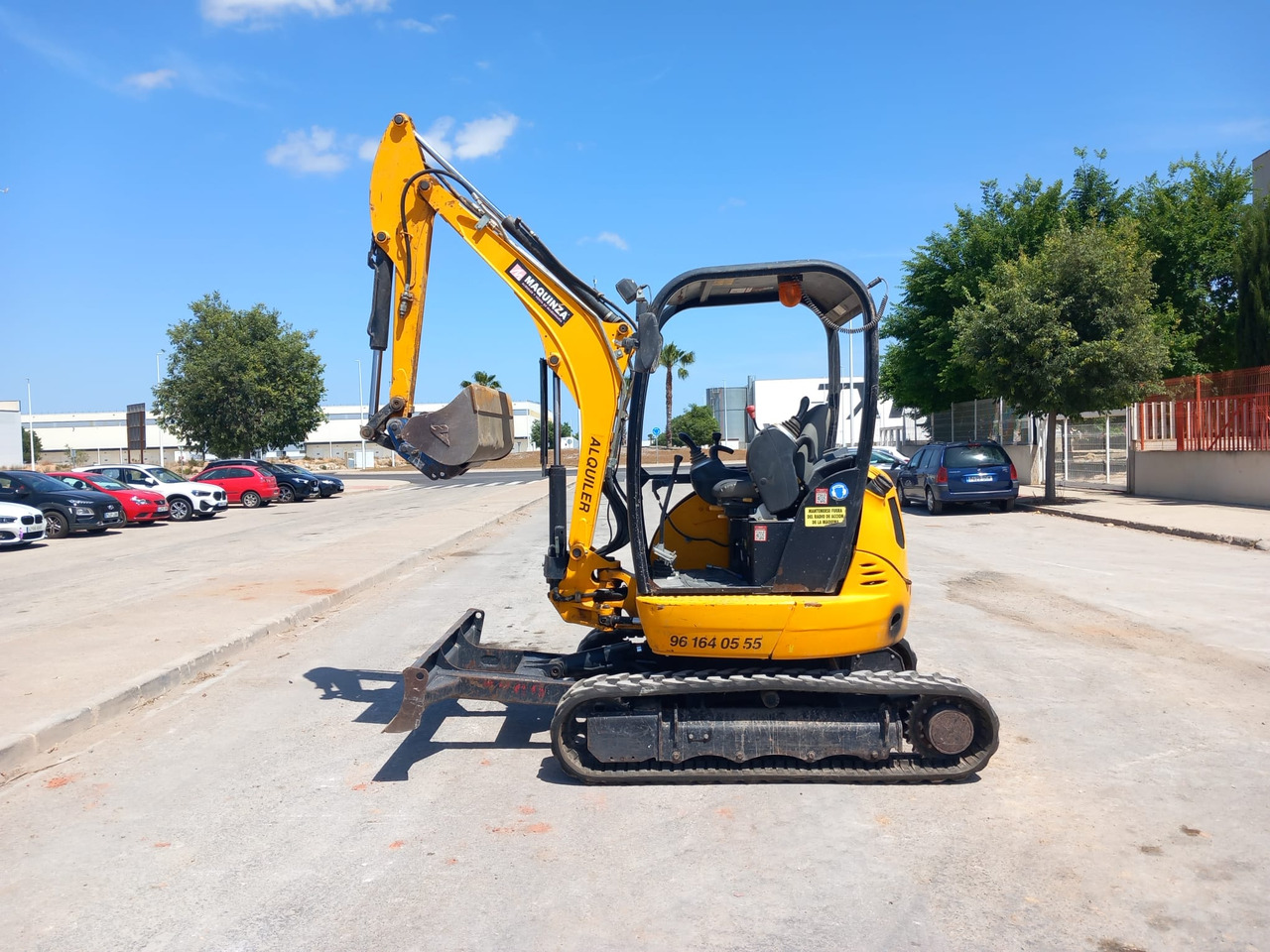 JCB 8030ZTS - Minikotró: 3 kép. JCB 8030ZTS - Minikotró: 3 kép.