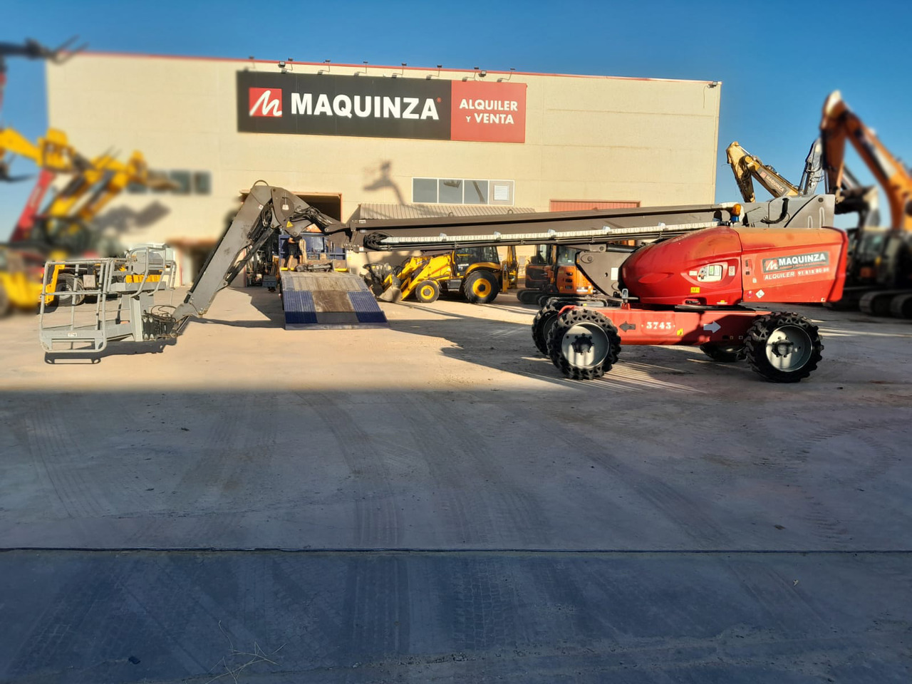 MANITOU 280TJ - Személyemelő: 5 kép. MANITOU 280TJ - Személyemelő: 5 kép.