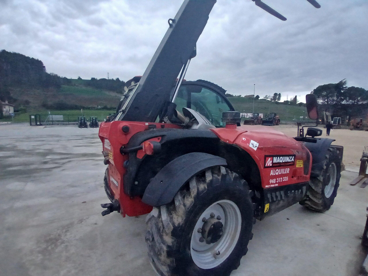 MANITOU MLT733.115 - Teleszkópos rakodó: 4 kép. MANITOU MLT733.115 - Teleszkópos rakodó: 4 kép.