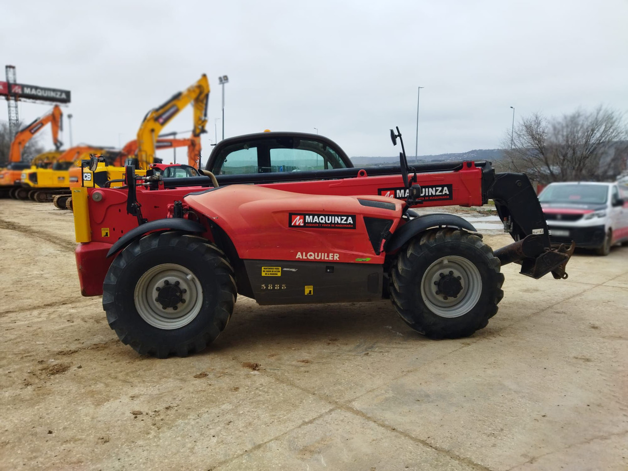 MANITOU MT1335 EASY - Teleszkópos rakodó: 2 kép. MANITOU MT1335 EASY - Teleszkópos rakodó: 2 kép.