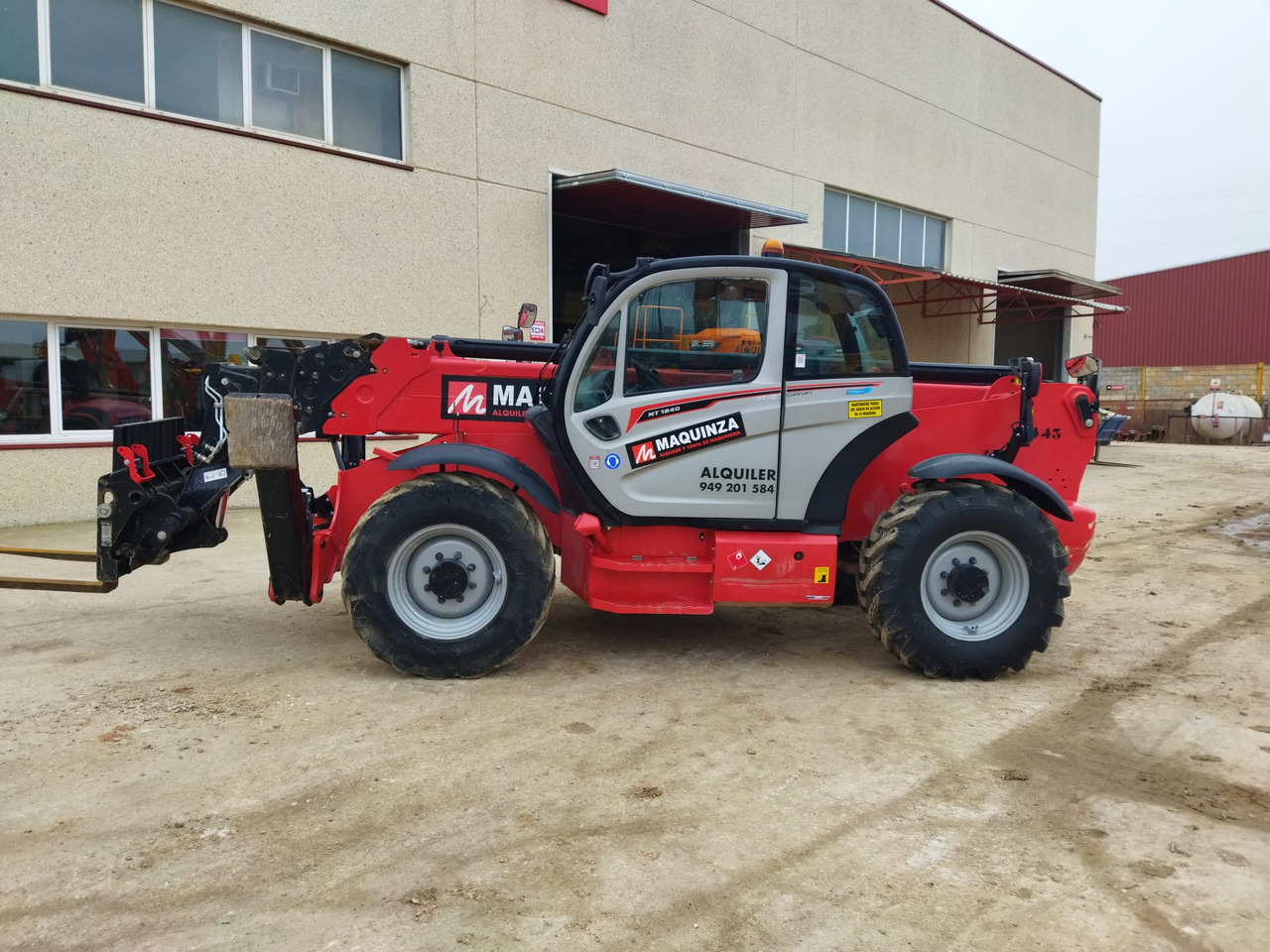 MANITOU MT1840 EASY 75D - Teleszkópos rakodó: 1 kép. MANITOU MT1840 EASY 75D - Teleszkópos rakodó: 1 kép.