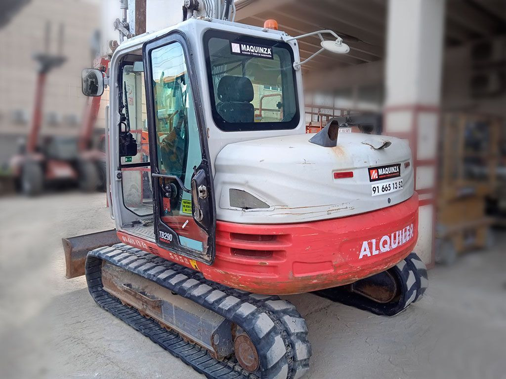 TAKEUCHI TB290 - Minikotró: 2 kép. TAKEUCHI TB290 - Minikotró: 2 kép.