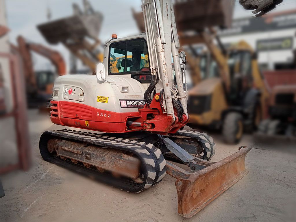 TAKEUCHI TB290 - Minikotró: 4 kép. TAKEUCHI TB290 - Minikotró: 4 kép.