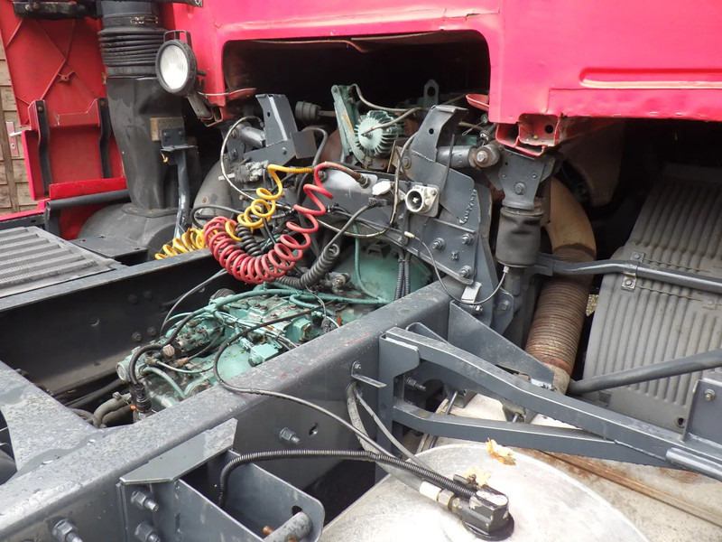 Volvo FH 16.520 Handgeschakeld / Manual - Nyergesvontató: 5 kép. Volvo FH 16.520 Handgeschakeld / Manual - Nyergesvontató: 5 kép.