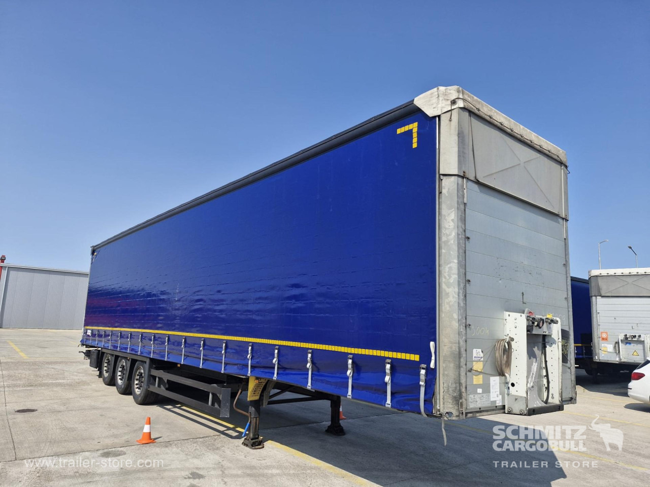 SCHMITZ Curtainsider Varios - Ponyvás félpótkocsi: 1 kép. SCHMITZ Curtainsider Varios - Ponyvás félpótkocsi: 1 kép.