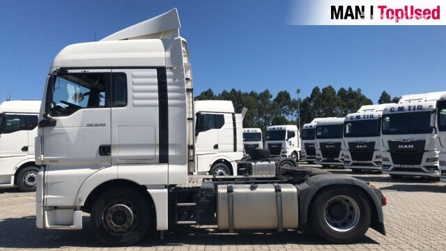 MAN TGX 18.510 4X2 BLS - Nyergesvontató: 3 kép. MAN TGX 18.510 4X2 BLS - Nyergesvontató: 3 kép.