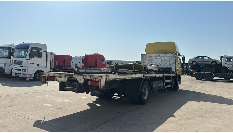 DAF 75 CF 310 (GOOD CONDITION / POSSIBLE AS BOX WITH CURTAIN / BONNE ETAT) - Platós teherautó: 5 kép. DAF 75 CF 310 (GOOD CONDITION / POSSIBLE AS BOX WITH CURTAIN / BONNE ETAT) - Platós teherautó: 5 kép.