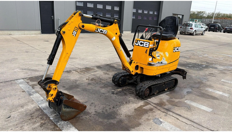JCB 8008 (BE MACHINE / TOP CONDITION / 1898 H) - Minikotró: 2 kép. JCB 8008 (BE MACHINE / TOP CONDITION / 1898 H) - Minikotró: 2 kép.