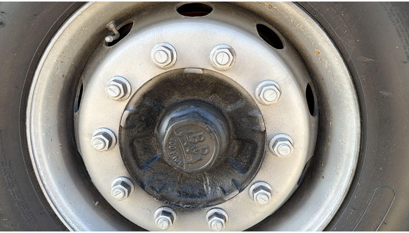 Kögel S 24 (BPW / DISC BRAKES / FREINS DISQUE) - Platós félpótkocsi: 5 kép. Kögel S 24 (BPW / DISC BRAKES / FREINS DISQUE) - Platós félpótkocsi: 5 kép.