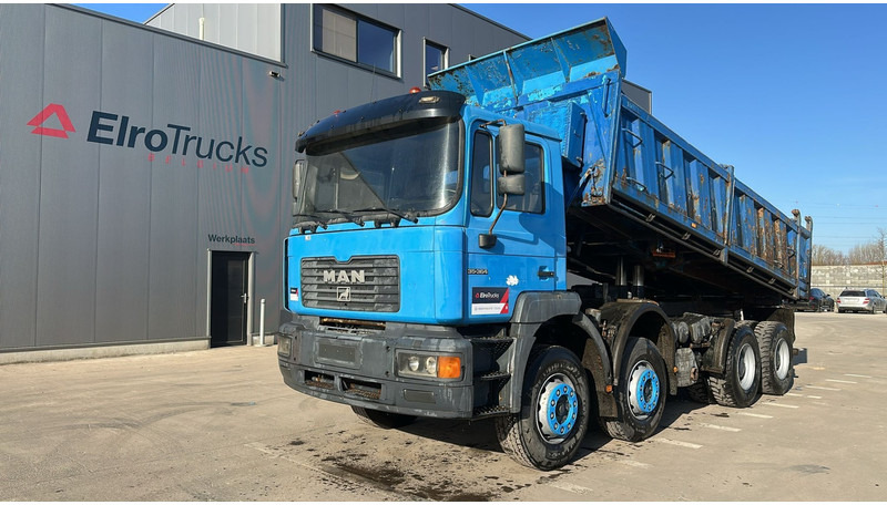 MAN 35.364 (STEEL SUSP. / 6 CYLINDER / BIG AXLE / EURO 2 / MEILLER TIPPER) - Billenőplatós teherautó: 1 kép. MAN 35.364 (STEEL SUSP. / 6 CYLINDER / BIG AXLE / EURO 2 / MEILLER TIPPER) - Billenőplatós teherautó: 1 kép.