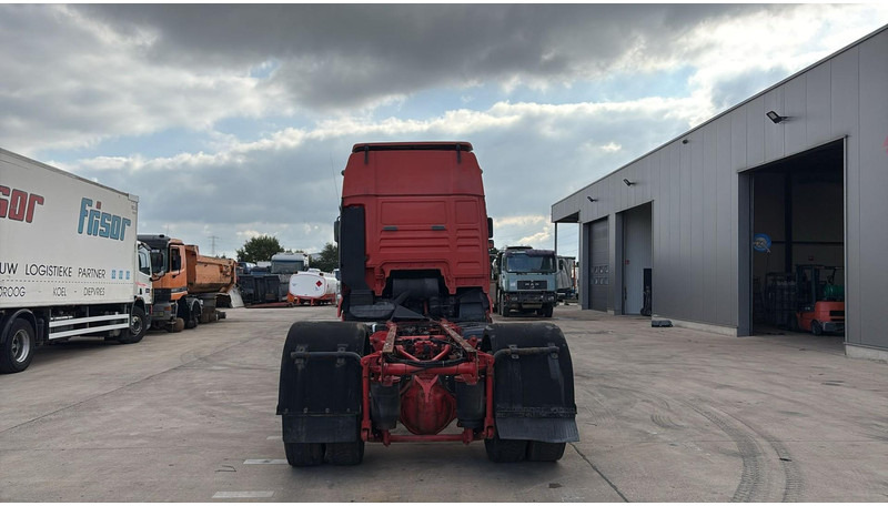 MAN TGA 18.410 (POMPE MANUELLE / MANUAL PUMP / BOITE MANUELLE / MANUAL GEARBOX) - Alvaz teherautó: 5 kép. MAN TGA 18.410 (POMPE MANUELLE / MANUAL PUMP / BOITE MANUELLE / MANUAL GEARBOX) - Alvaz teherautó: 5 kép.