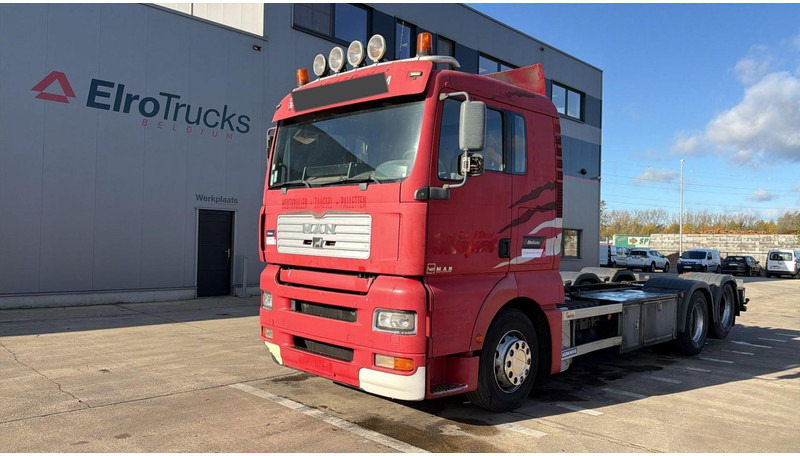 MAN TGA 26.480 (BELGIAN TRUCK / 6X2 / CAMION BELGE) - Alvaz teherautó: 1 kép. MAN TGA 26.480 (BELGIAN TRUCK / 6X2 / CAMION BELGE) - Alvaz teherautó: 1 kép.