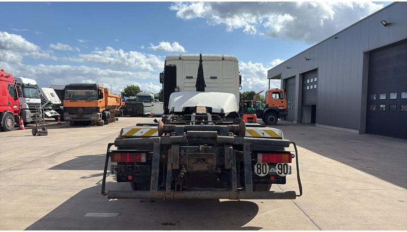 MAN TGA 28.480 (MANUAL PUMP / POMPE MANUELLE / BOITE MANUAL / MANUAL GEARBOX) - Alvaz teherautó: 5 kép. MAN TGA 28.480 (MANUAL PUMP / POMPE MANUELLE / BOITE MANUAL / MANUAL GEARBOX) - Alvaz teherautó: 5 kép.