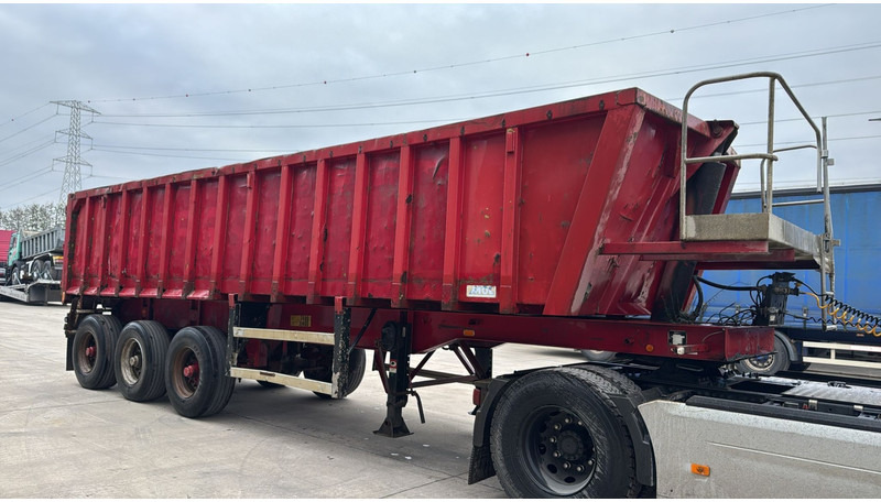 MOL K85F/27TRI/39ST (DRUM BRAKES / TIPPER AND CHASSIS STEEL) - Félpótkocsi billenőplatós: 2 kép. MOL K85F/27TRI/39ST (DRUM BRAKES / TIPPER AND CHASSIS STEEL) - Félpótkocsi billenőplatós: 2 kép.