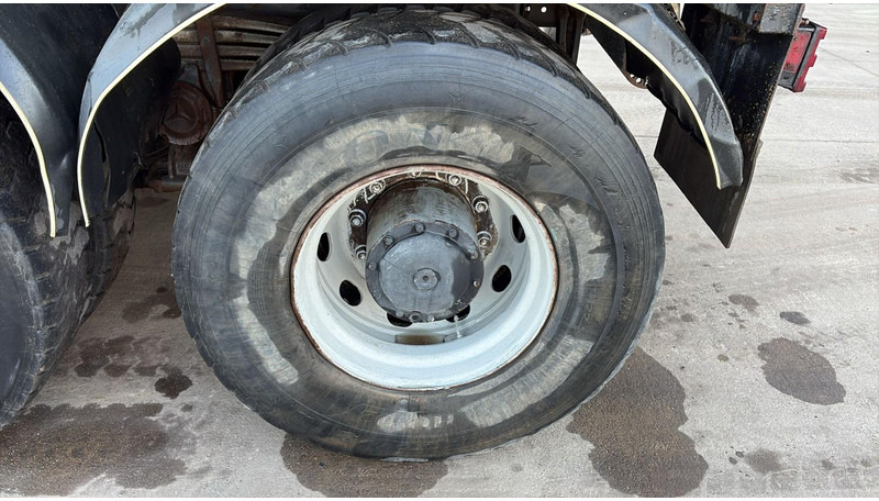 Billenőplatós teherautó Mercedes-Benz Actros 4141 (8X8 / BOITE MANUELLE / MANUAL GEARBOX / STEEL / LAMES / MP2 / V6): 17 kép.