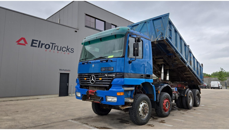 Mercedes-Benz Actros 4143 (EPS / 8X6 / LAMES / GRAND PONT / V6 / 3 PEDALES / MP1) - Billenőplatós teherautó: 1 kép. Mercedes-Benz Actros 4143 (EPS / 8X6 / LAMES / GRAND PONT / V6 / 3 PEDALES / MP1) - Billenőplatós teherautó: 1 kép.