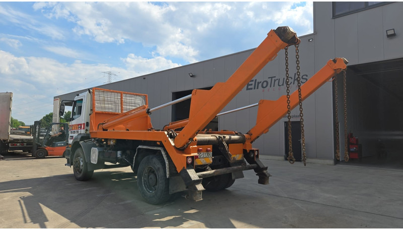 Mercedes-Benz Atego 1823 (BIG AXLE / STEEL SUSP. / LAMES / BOITE MANUELLE / MANUAL GETRIEBE) - Cserefelépítményes teherautó: 5 kép. Mercedes-Benz Atego 1823 (BIG AXLE / STEEL SUSP. / LAMES / BOITE MANUELLE / MANUAL GETRIEBE) - Cserefelépítményes teherautó: 5 kép.