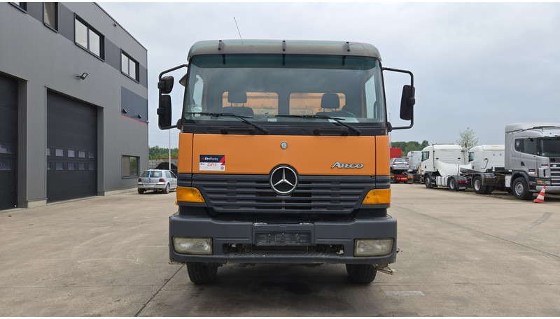 Mercedes-Benz Atego 1928 (PARFAIT ETAT / BOITE MANUELLE / GRAND PONT / LAMES) - Billenőplatós teherautó: 2 kép. Mercedes-Benz Atego 1928 (PARFAIT ETAT / BOITE MANUELLE / GRAND PONT / LAMES) - Billenőplatós teherautó: 2 kép.