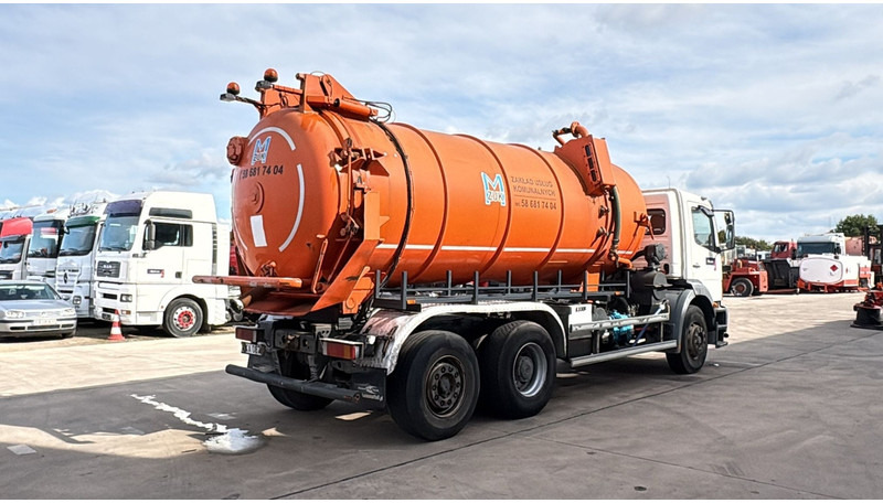 Mercedes-Benz Atego 2528 (14500L / LAMES DEVANT / 6X2 / BOITE MANUELLE) - Szippantós autó: 4 kép. Mercedes-Benz Atego 2528 (14500L / LAMES DEVANT / 6X2 / BOITE MANUELLE) - Szippantós autó: 4 kép.