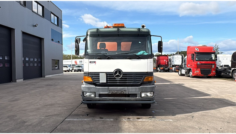 Mercedes-Benz Atego 2528 (14500L / LAMES DEVANT / 6X2 / BOITE MANUELLE) - Szippantós autó: 2 kép. Mercedes-Benz Atego 2528 (14500L / LAMES DEVANT / 6X2 / BOITE MANUELLE) - Szippantós autó: 2 kép.