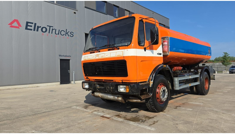 Mercedes-Benz SK 1619 (12.400L / GERMAN TRUCK / CAMION ALLEMAGNE / LAMES / GRAND PONT / V6) - Tartályos teherautó: 1 kép. Mercedes-Benz SK 1619 (12.400L / GERMAN TRUCK / CAMION ALLEMAGNE / LAMES / GRAND PONT / V6) - Tartályos teherautó: 1 kép.