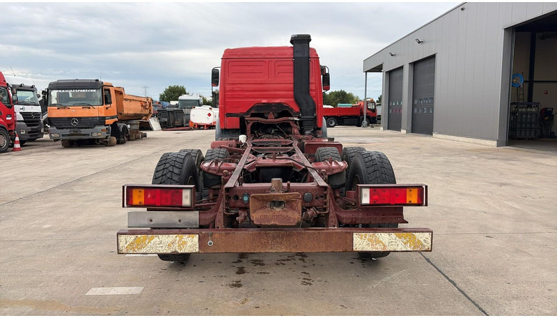 Mercedes-Benz SK 2233 (GRAND PONT / V8 AVEC 2X TURBO / BIG AXLE) - Alvaz teherautó: 5 kép. Mercedes-Benz SK 2233 (GRAND PONT / V8 AVEC 2X TURBO / BIG AXLE) - Alvaz teherautó: 5 kép.