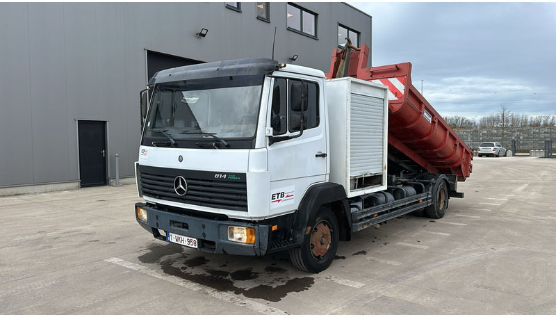 Mercedes-Benz SK 814 (BELGIAN TRUCK / HOOK / PERFECT CONDITION !!! / WITH CONTAINER / 363000 KM !!!! ) - Horgos rakodó teherautó: 2 kép. Mercedes-Benz SK 814 (BELGIAN TRUCK / HOOK / PERFECT CONDITION !!! / WITH CONTAINER / 363000 KM !!!! ) - Horgos rakodó teherautó: 2 kép.