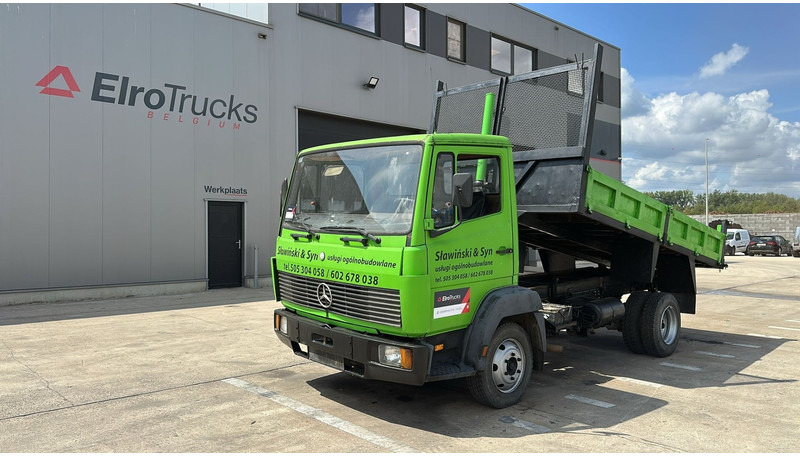 Mercedes-Benz SK 814 (MANUAL PUMP / POMPE MANUELLE / 6 CYLINDER / STEEL SUSP. / LAMES) - Billenőplatós teherautó: 1 kép. Mercedes-Benz SK 814 (MANUAL PUMP / POMPE MANUELLE / 6 CYLINDER / STEEL SUSP. / LAMES) - Billenőplatós teherautó: 1 kép.