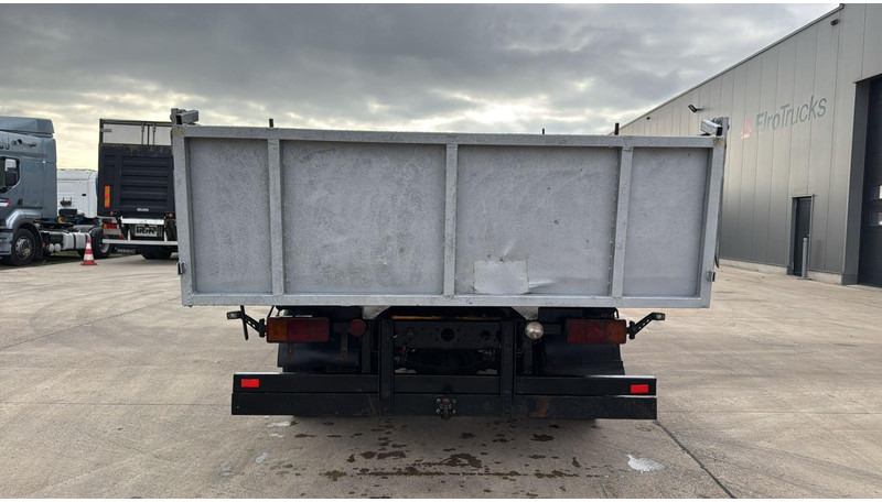 Billenőplatós teherautó Mercedes-Benz SK 814 (MANUAL PUMP / POMPE MANUELLE / LAMES): 8 kép. Billenőplatós teherautó Mercedes-Benz SK 814 (MANUAL PUMP / POMPE MANUELLE / LAMES): 8 kép.