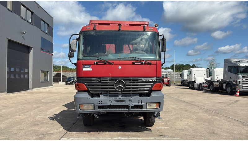 Mercedes-Benz actros 4140 (EPS / 8X6 / LAMES / GRAND PONT / GRAND BENNE / 3 PONTS / TRES BONNE ETAT) - Billenőplatós teherautó: 2 kép. Mercedes-Benz actros 4140 (EPS / 8X6 / LAMES / GRAND PONT / GRAND BENNE / 3 PONTS / TRES BONNE ETAT) - Billenőplatós teherautó: 2 kép.
