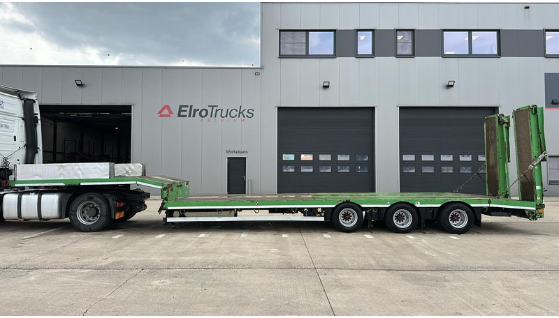 Nooteboom OSDB-45 VV (48 + 60 TONS /BE TRAILER / NALOOPAS / FOLLOW AXLE / NEW HYDRO PUMP / 4M HYDRAULIC RAMPS) - Félpótkocsi mélybölcsős: 5 kép. Nooteboom OSDB-45 VV (48 + 60 TONS /BE TRAILER / NALOOPAS / FOLLOW AXLE / NEW HYDRO PUMP / 4M HYDRAULIC RAMPS) - Félpótkocsi mélybölcsős: 5 kép.