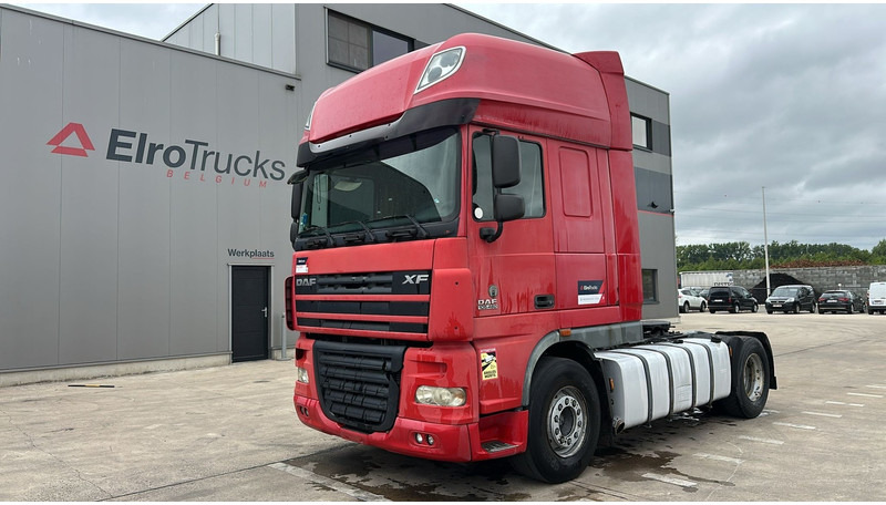 DAF 105 XF 460 (BOITE MANUELLE / MANUAL GEARBOX / TRES PROPRE) - Nyergesvontató: 1 kép. DAF 105 XF 460 (BOITE MANUELLE / MANUAL GEARBOX / TRES PROPRE) - Nyergesvontató: 1 kép.