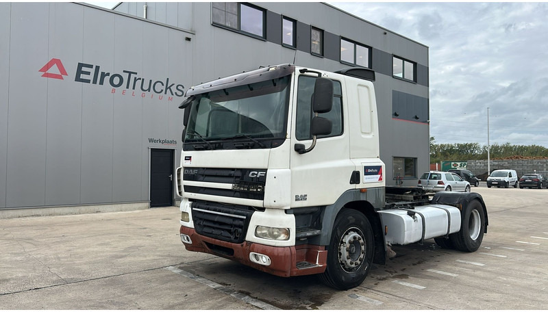 DAF CF 85.410 (BOITE MANUELLE / MANUAL GEARBOX) - Nyergesvontató: 1 kép. DAF CF 85.410 (BOITE MANUELLE / MANUAL GEARBOX) - Nyergesvontató: 1 kép.