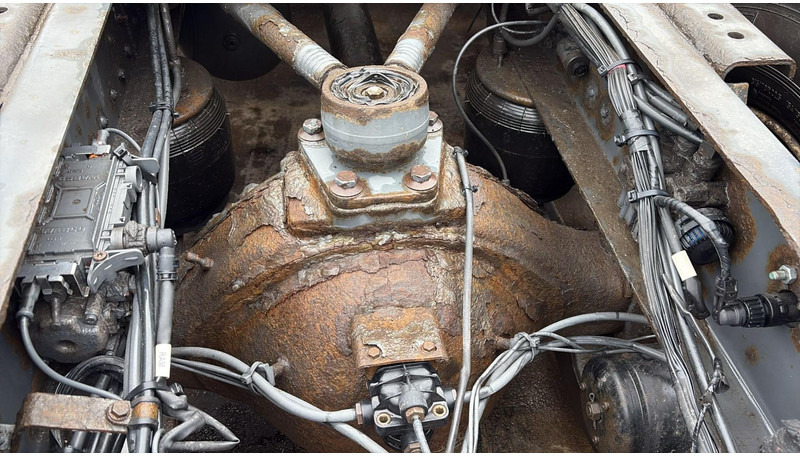 Nyergesvontató DAF XF 105.460 (BOITE MANUELLE / MANUAL GEARBOX): 14 kép. Nyergesvontató DAF XF 105.460 (BOITE MANUELLE / MANUAL GEARBOX): 14 kép.