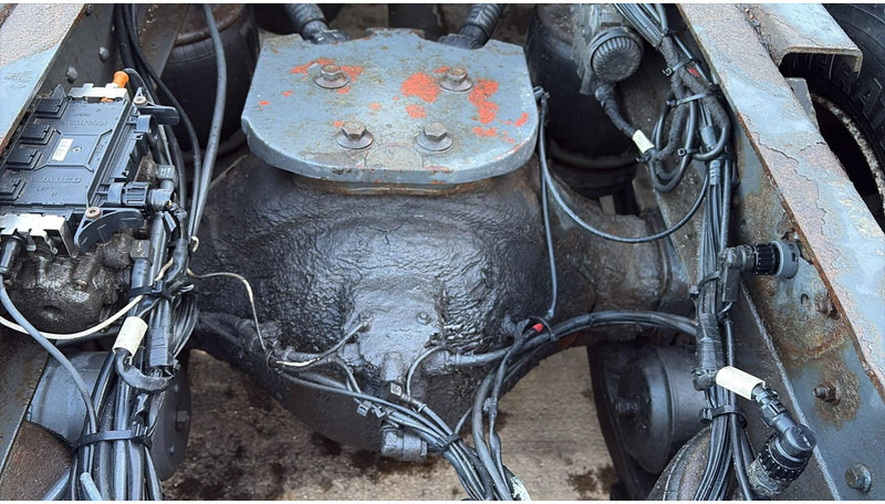 Nyergesvontató DAF XF 105.460 (BOITE MANUELLE / MANUAL GEARBOX): 14 kép.