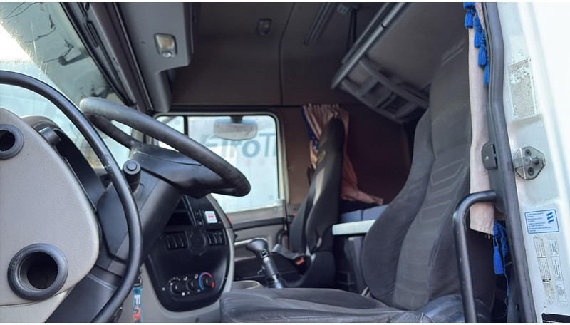 Nyergesvontató DAF XF 105.460 (BOITE MANUELLE / MANUAL GEARBOX): 19 kép.