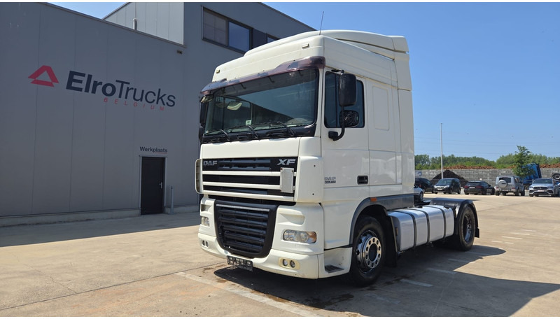 DAF XF 105.460 (BOITE MANUELLE / MANUAL GEARBOX / PROPRE) - Nyergesvontató: 1 kép. DAF XF 105.460 (BOITE MANUELLE / MANUAL GEARBOX / PROPRE) - Nyergesvontató: 1 kép.