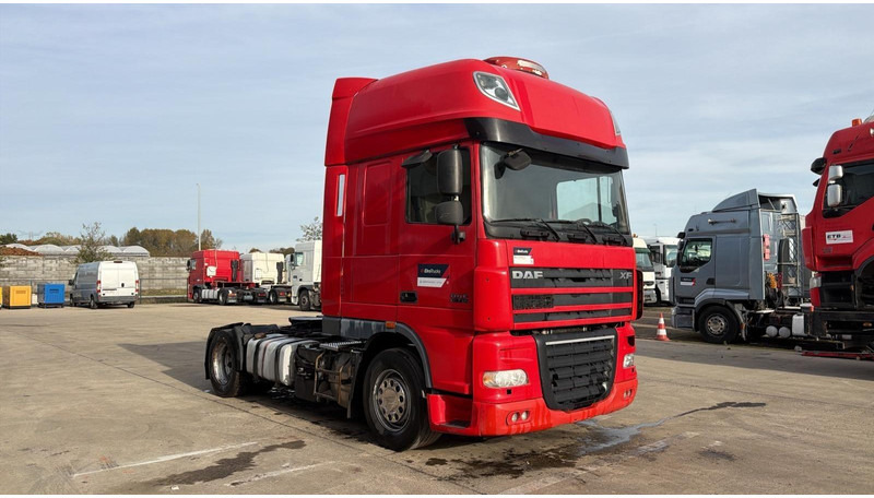 DAF XF 105.460 (GOOD CONDITION / BONNE ETAT) - Nyergesvontató: 3 kép. DAF XF 105.460 (GOOD CONDITION / BONNE ETAT) - Nyergesvontató: 3 kép.