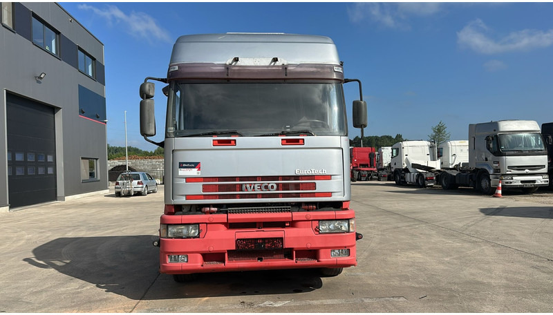 Iveco Eurotech 400 E 34 (PTO / HYDRAULIC PUMP / MANUAL PUMP / POMPE MANUELLE / MANUAL GEARBOX) - Nyergesvontató: 2 kép. Iveco Eurotech 400 E 34 (PTO / HYDRAULIC PUMP / MANUAL PUMP / POMPE MANUELLE / MANUAL GEARBOX) - Nyergesvontató: 2 kép.