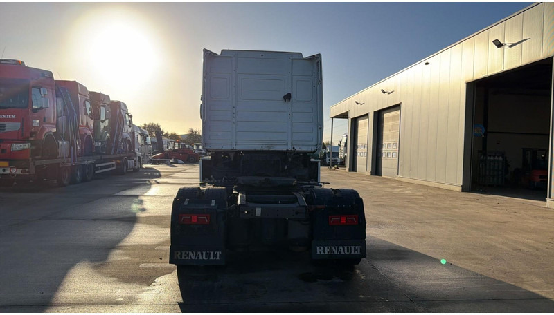 Renault MAGNUM 460 (BONNE ETAT / GOOD CONDITION) - Nyergesvontató: 5 kép. Renault MAGNUM 460 (BONNE ETAT / GOOD CONDITION) - Nyergesvontató: 5 kép.