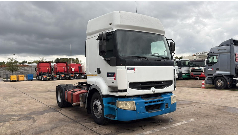 Renault Premium 400 (POMPE MANUELLE / MANUAL PUMP / GRAND PONT / BIG AXLE) - Nyergesvontató: 2 kép. Renault Premium 400 (POMPE MANUELLE / MANUAL PUMP / GRAND PONT / BIG AXLE) - Nyergesvontató: 2 kép.