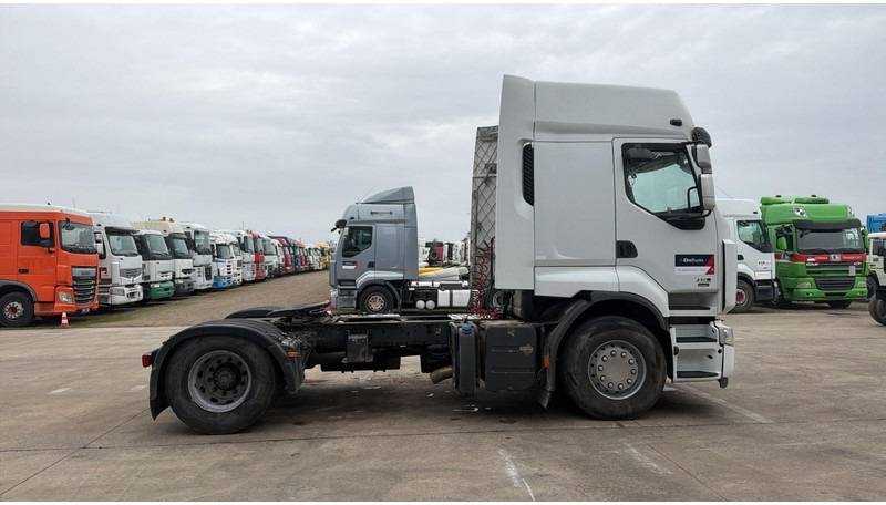 Renault Premium 450 DXI (BOITE MANUELLE / MANUAL GEARBOX) - Nyergesvontató: 4 kép. Renault Premium 450 DXI (BOITE MANUELLE / MANUAL GEARBOX) - Nyergesvontató: 4 kép.
