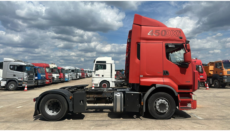 Renault Premium 450 DXI (BOITE MANUELLE / MANUAL GEARBOX) - Nyergesvontató: 4 kép. Renault Premium 450 DXI (BOITE MANUELLE / MANUAL GEARBOX) - Nyergesvontató: 4 kép.