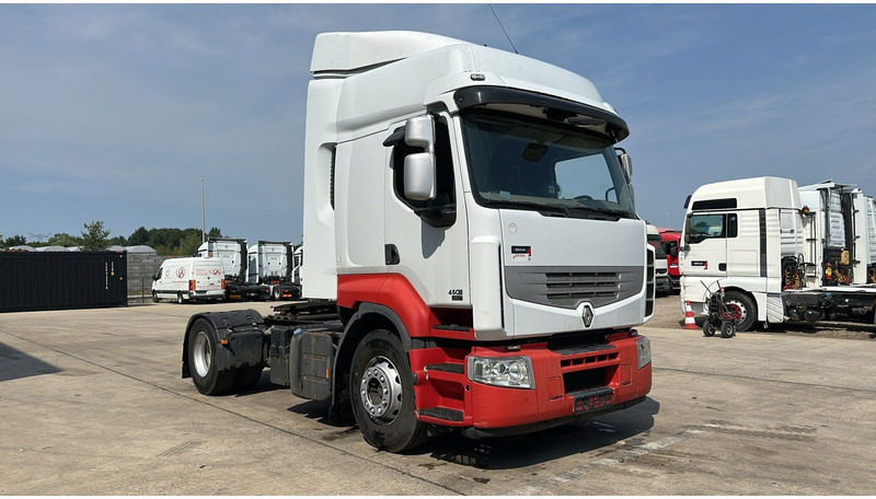 Renault Premium 450 DXI (BOITE MANUELLE / PARFAIT ETAT / MANUAL GEARBOX) - Nyergesvontató: 4 kép. Renault Premium 450 DXI (BOITE MANUELLE / PARFAIT ETAT / MANUAL GEARBOX) - Nyergesvontató: 4 kép.